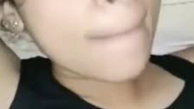 Sweet Desi babe enjoys hardcore XXX coupling for the amateur camera