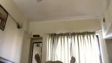 naukrani in saree getting fucked hard with legs in the air!