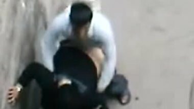 Desi paki Bhabhi road side fucking in Public young boy ass