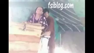 Paki bhabi fucked by devar in doggy style – Desi sex