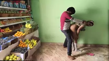 Viral Indian Fruit seller Fucking MMS