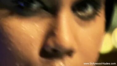 Liking The Feeling Of Desi Naked Sweet Dancing...