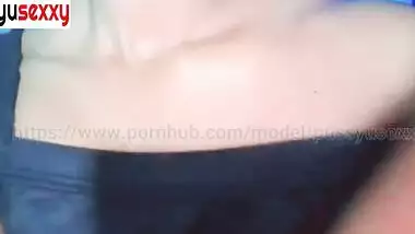 Sri Lankan girl Armpit Fetishකිහිල්ලේ සුවද බලන්නකෝ පයිය ගවන්නකෝ