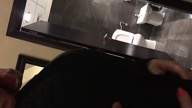 Mallu aunty Huge boobs pressed 