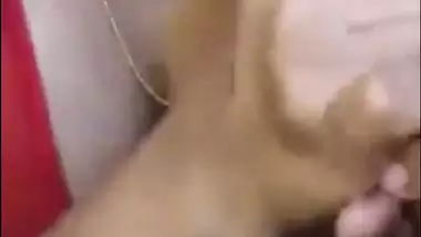 Big boob lady gives an Indian blowjob to her lover
