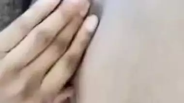Tamil teensitter showing off