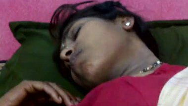 Finger fucking sexy telugu bharya kiran in saree