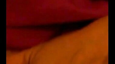 Sexy Mature Tamil Aunty Fingers Herself To Orgasm