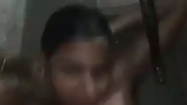 Today Exclusive- Horny Desi Village Wife Record Her Bathing Video For Money Part 3