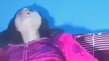 Chittagong Nude video of hottie masturbating