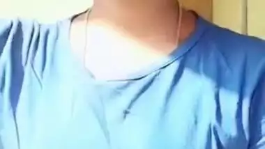 Tamil girl Braless Tiktok Video Nipple Visible
