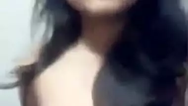 Girl Masturbation front of Camera