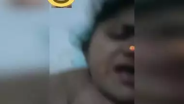 Today Exclusive-lankan Bhabhi Showing Her Boobs And Wet Pussy To Lover On Video Call Part 2