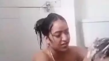 Bathroom Sex Video Of Pakistani Couple