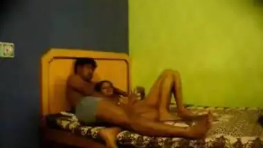 Indian college couple from Bangalore fucking in...