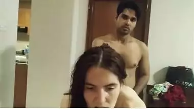 Dubai Hot Sex with hotel girl