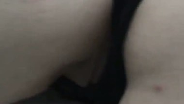 Casada gozando gostoso se masturbando