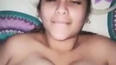 Chubby desi girl fucks patiently in desi mms porn