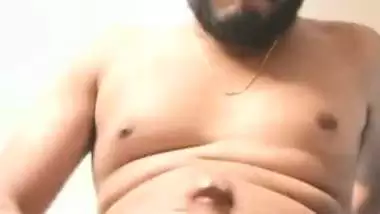 Indian teen masturbates fast