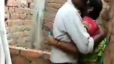 Caught Fucking Desi Couples in Construction Building