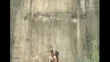 Fsiblog – Desi army guy fucked local girl in vested warehouse