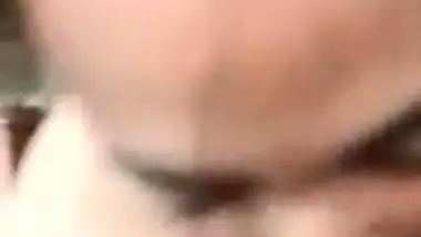 Hot girl gives a deep Indian blowjob in Assamese sex video