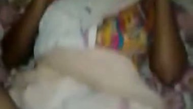 Creampied mature pussy of Desi Bhabhi