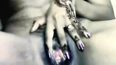 Hyderabadi broad Priyanka hide her face on skype chat 