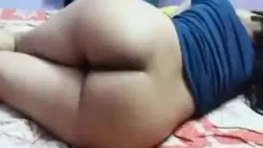 Desi girlfriend ass