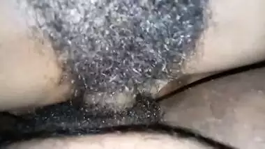 Bushy Indian pussy fucking MMS porn video