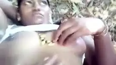 desi village girl in inner top open air nude sex video