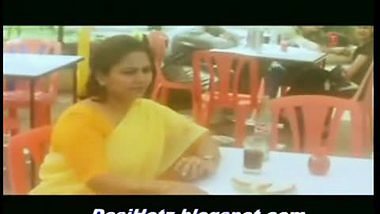 Tamil aunty saree bikini masala actor actress xx