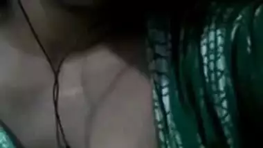 Desi cute girl nude video