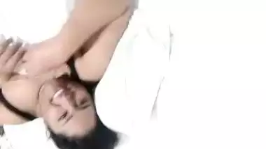 Tamil big boobs show MMS video clip