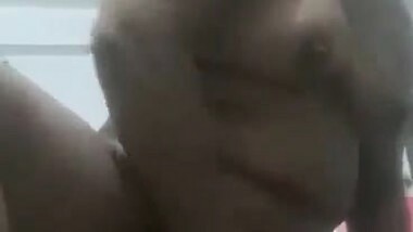 Unsatisfied desi fingering wife naked for lover