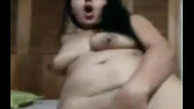 Young Indian Bhabhi Hot Show In Webcam