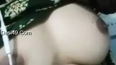 Today Exclusive -cute Desi Girl Shows Her Boobs On Vc