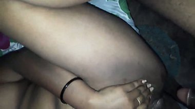Shivamogga slut Veena Manoj sex with Kerala guy video