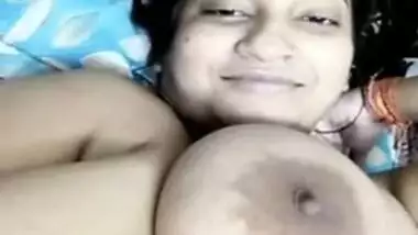 Indian possessor of nose piercing wakes up and shows XXX melons