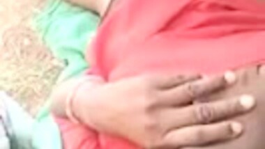 Ldki ko hum dono Bhai ne bula kr khub choda