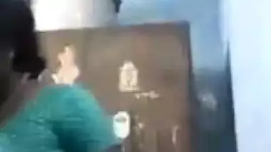 Tamil aunty in saree nude sex chat video call