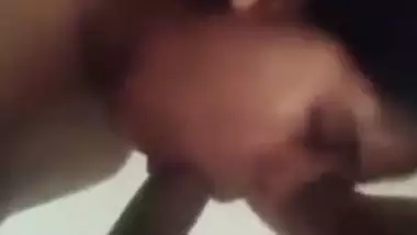 Village lady enjoys deep blowjob and desi chudai