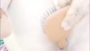 Pakistani Girl Inserting Huge Hair Brush In Her Little Tight Ass Hole