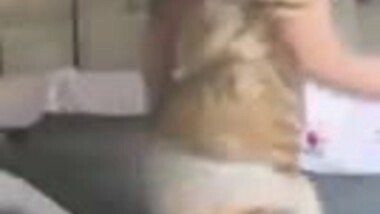 Nazia dance at home Lahore