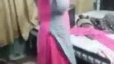 Lahore girl dance