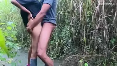 Public Pic Up Girl in jogging path and Fucked her Very Risky Public - Indian Actress