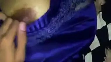 Desi Mature Aunty Allows Youngr devar to play with her Huge Boobs