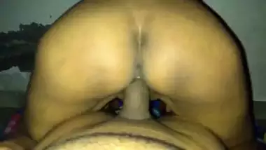 Sexy indian bhbhi sucking cock and fucked hard