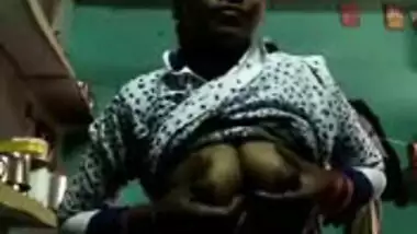 Hot Desi bhabhi showing boobs her lover