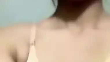 Indian slut takes clothes off but leaves XXX bra on hiding her boobies